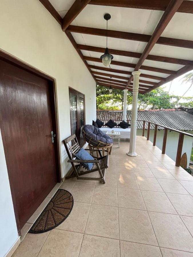 Beach House Kalukatiya - Family Villa, Seaview Room, Garden Room Диквела Екстериор снимка